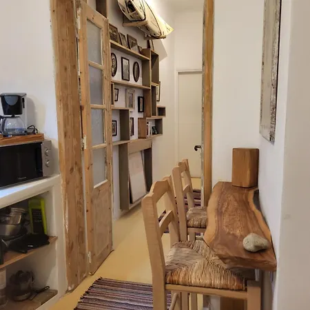 Manolia House Apartment Páros