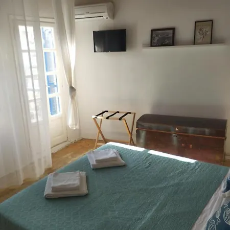 Manolia House Apartment Páros